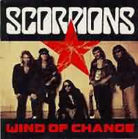 Wind of Change ----- Scorpions ----- "Wind of Change" aus dem Jahr 1991 was sich mit dem Ende des kalten Krieges beschäftigt ist bis heute der einzige Nr. 1 Hit der Scorpions in Deutschland.<br>
Komponiert wurde der Titel von Klaus Meine.<br>
Ganze 26 Wochen war der Titel in den deutschen Top Ten plaziert, davon 11 Wochen auf Platz 1.<br>
Auch in Österreich und der Schweiz schaffte "wind of Change" es auf den ersten Platz<br>
