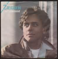 Verdammt ----- Wolfgang Ziegler ----- 
Wolfgang Ziegler, der auch den Spitznamen "Der Roland Kaiser des Ostens" hatte,  ist ein in Rostock geborener Snger.<br>
"Verdammt" ist ein Titel aus dem Jahr 1987, zu dem in der DDR auch ein Musikvideo produziert wurde.<br>
Weitere Lieder von Wolfgang Ziegler waren "Du fehlst mir sehr" ,
"Da schlug die Flamme" ,
"Computertrume" ,
"Viel zuviel Gefhl" und
"Hass mich, wenn Du kannst".



