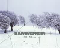 Das Modell ----- Rammstein ----- 
Rammstein ist eine im Jahr 1994 gegrndete und mehrfach ausgezeichnete deutsche Rockband.<br>
"Das Modell" ist ein Track aus dem Jahr 1997 und war mit Platz 5 genauso erfolgreich wie "Du hast" aus dem gleichen Jahr.<br>
Ein mit gold ausgezeichneter Song von Rammstein war der Titel "Engel", ebenfalls aus dem Jahr 1997.<br>
Rammstein hat diverse Preise und Auszeichnungen, darunter die 1Live Krone, den Bravo Otto, den Comet sowie den MTV Music Award erhalten und war auch mehrfach fr den Grammy nominiert.<br>
